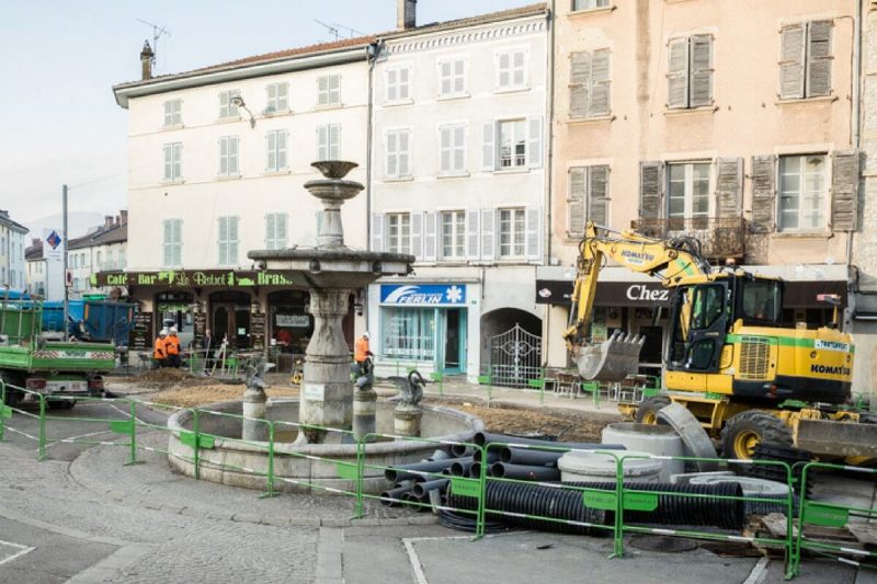 St Jean en Royans - Place de l'église réseaux